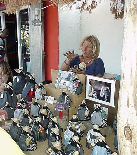 Folklore dolls - Hippie Market, el Pilar, Sept.13, 2000