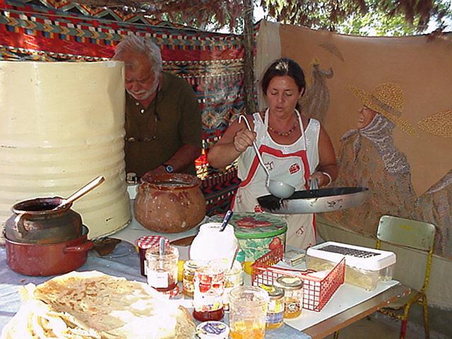 Pancakes on demand - Hippie Market, el Pilar, Sept.13, 2000